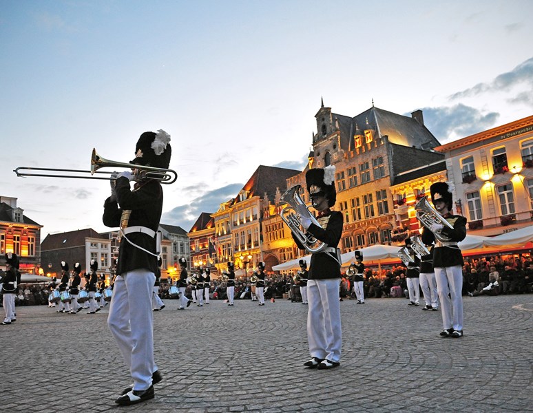 action bergen op zoom